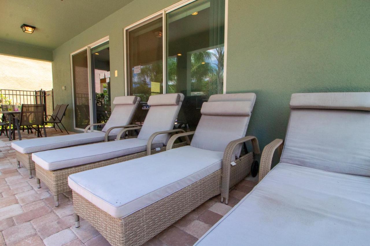 Holiday home Encore 5 Bedroom Vacation With Pool
