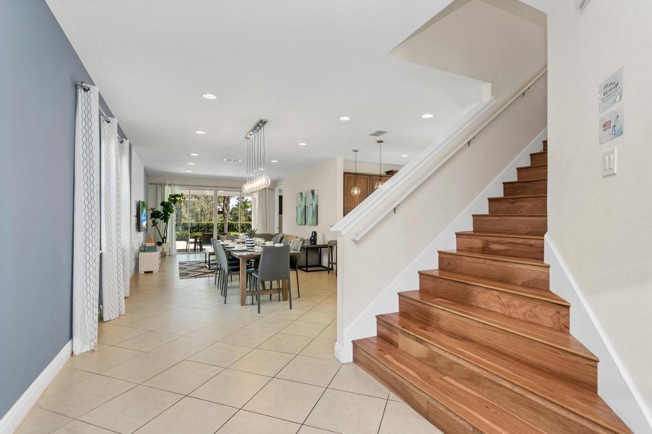 6 Bedroom Vacation With Pool * Orlando