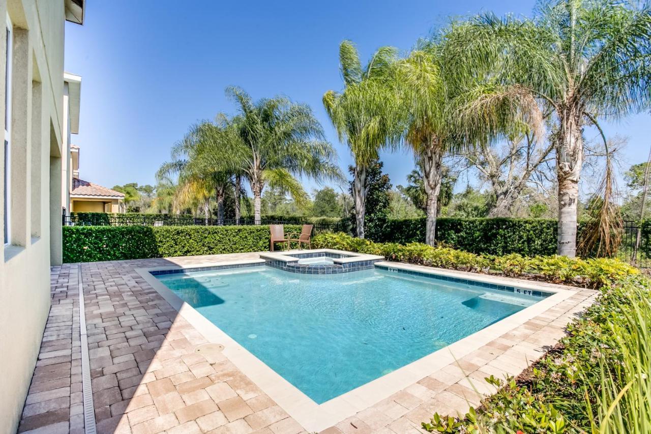 6 Bedroom Vacation With Pool