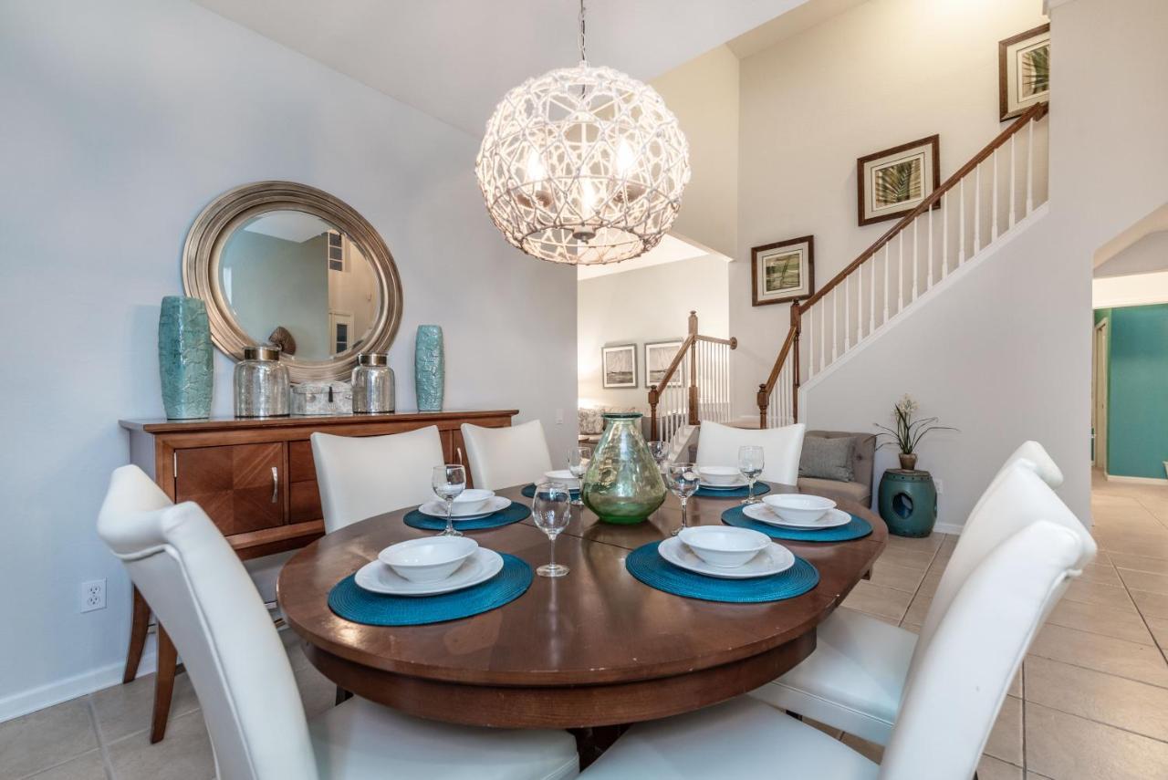Spacious Wprivate Poolspa & Free Waterpark Holiday home Orlando