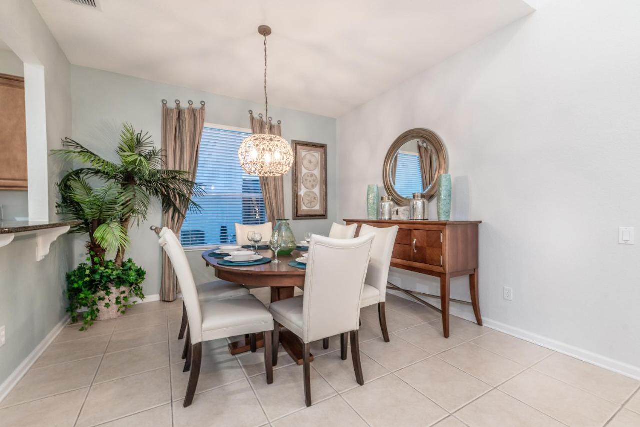 Spacious Wprivate Poolspa & Free Waterpark
