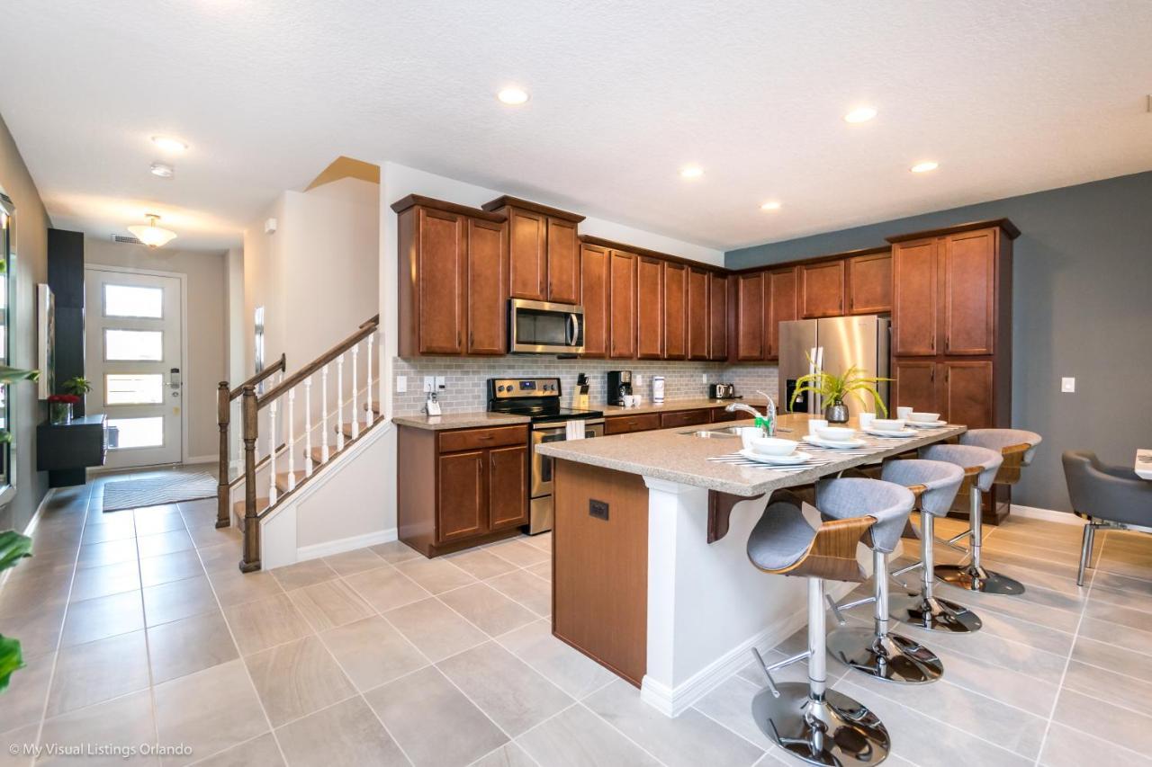 1552 Carey Palm Circle Villa Orlando
