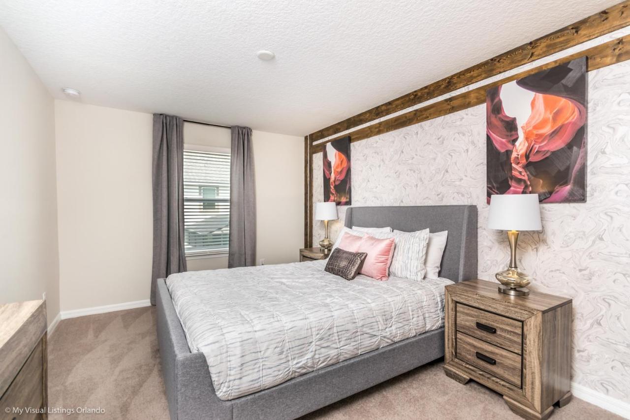 Villa 1552 Carey Palm Circle Orlando