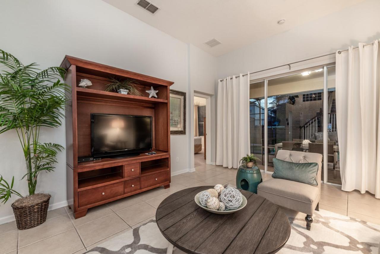 Holiday home Spacious Wprivate Poolspa & Free Waterpark Orlando