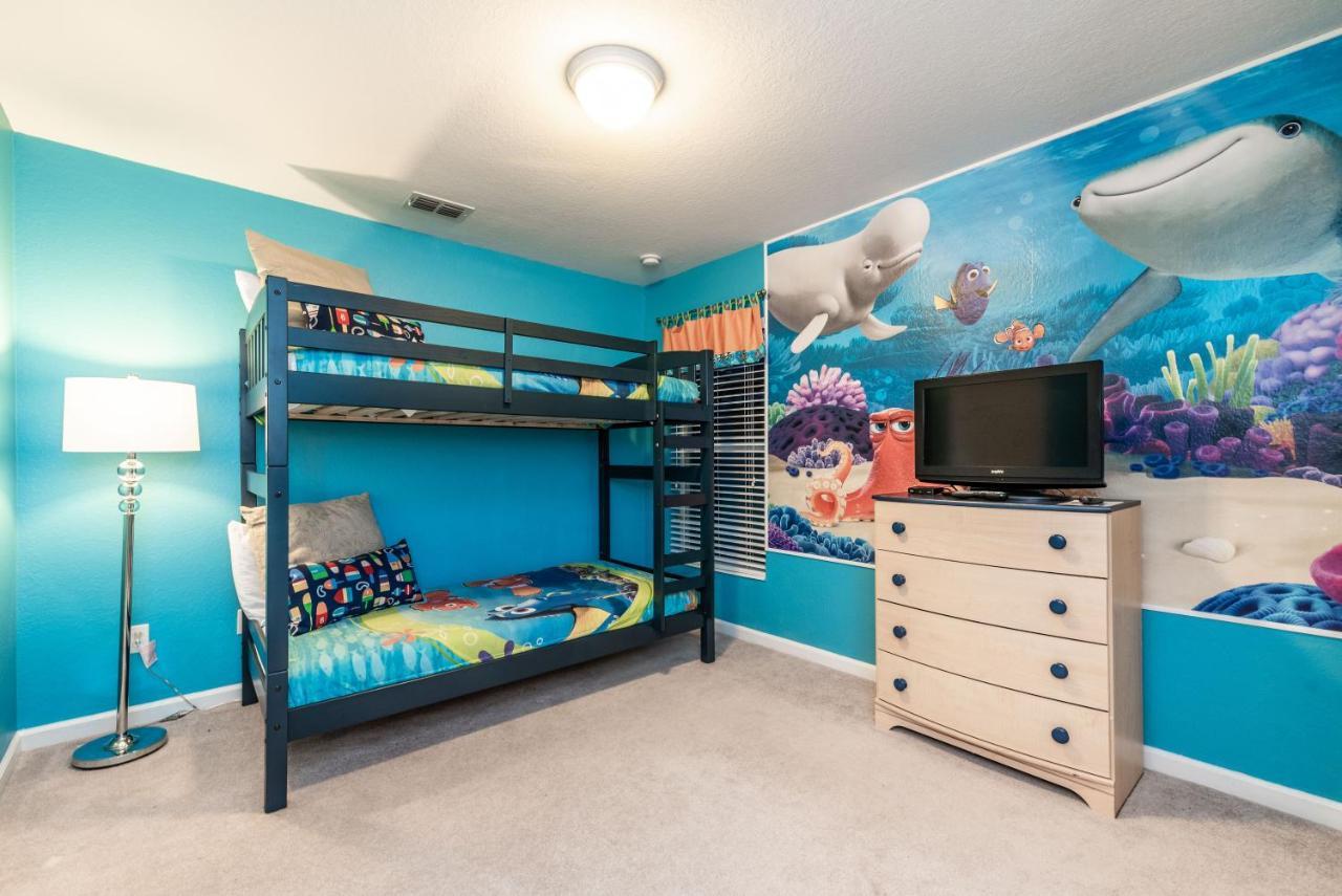 Spacious Wprivate Poolspa & Free Waterpark Holiday home Orlando
