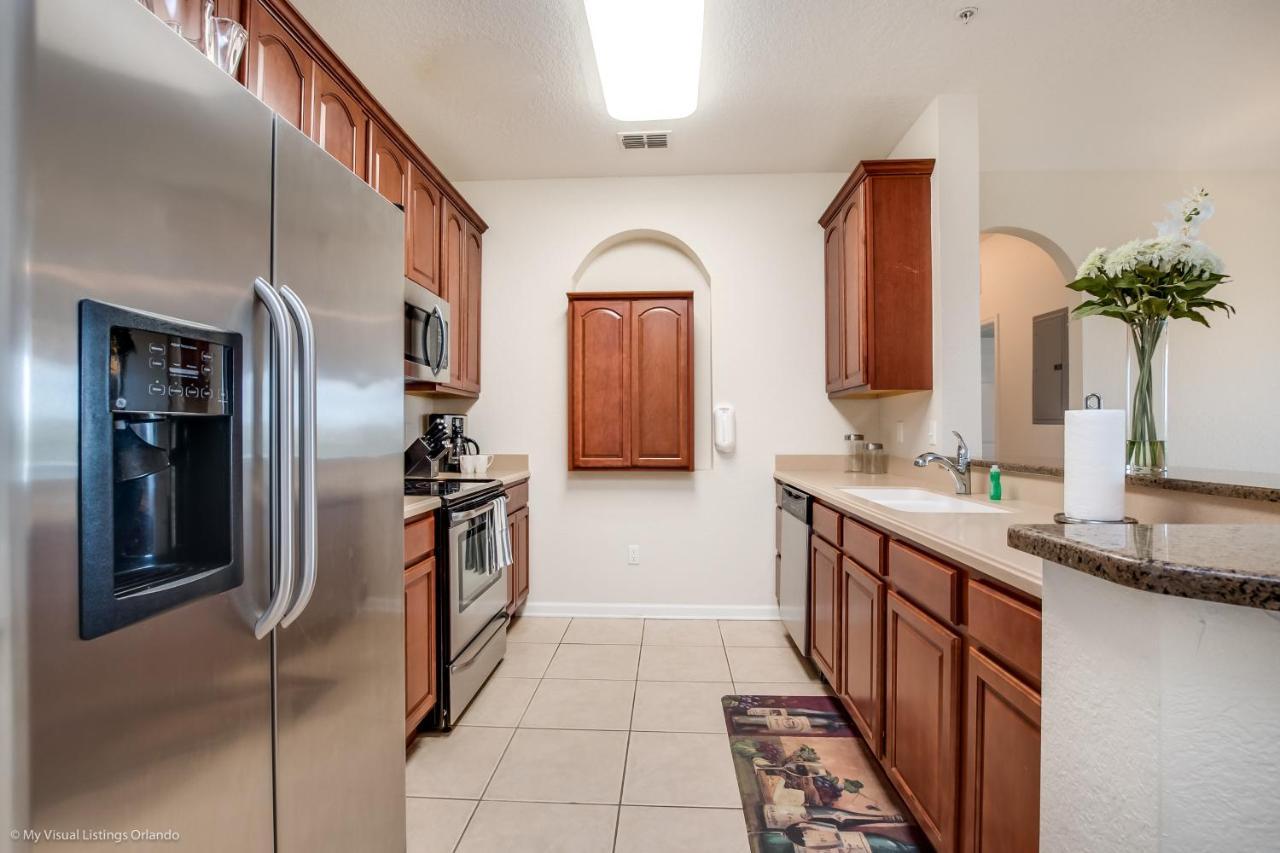 Cozy Wprivate Balcony & Free Access Orlando