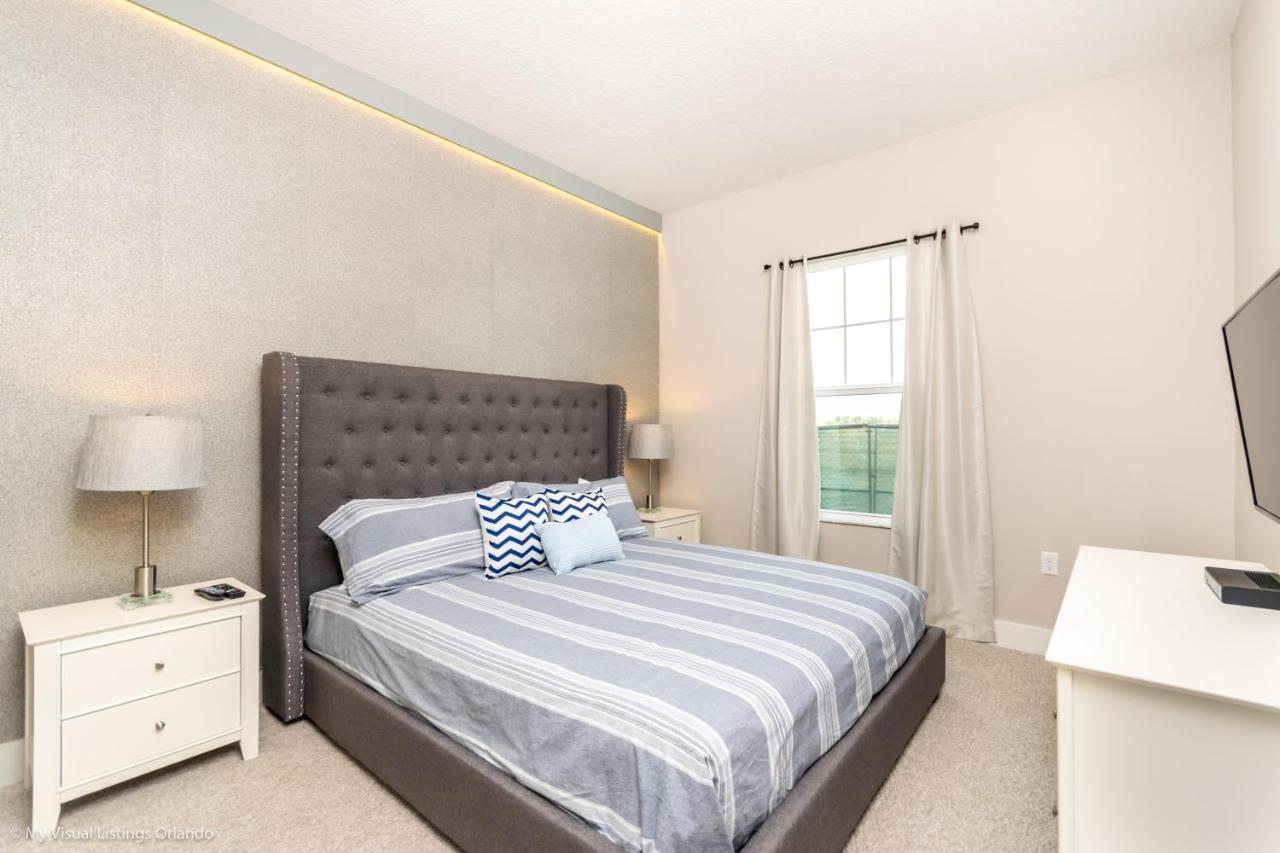 7572 Sunny Dreams Lane *