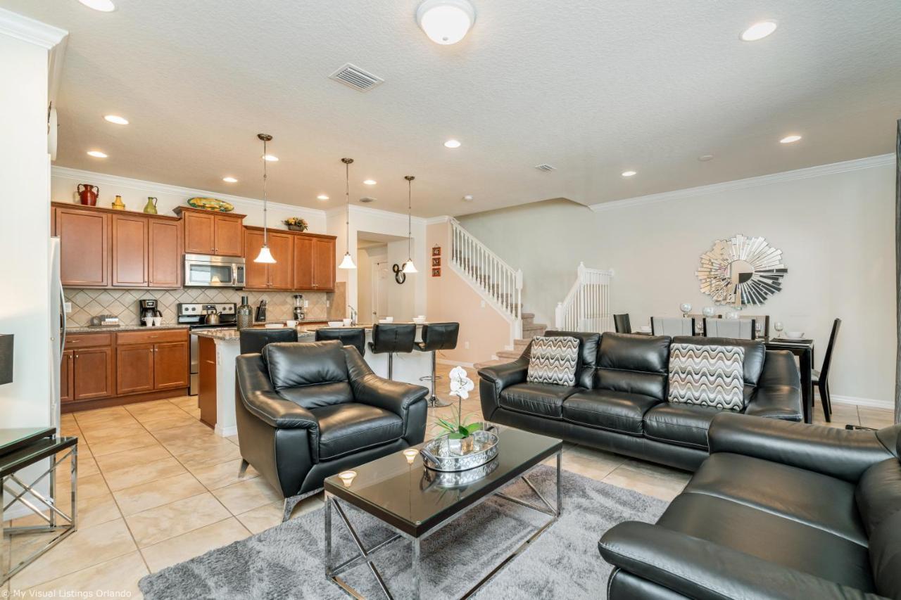 5-bedroom With Private Pool -15 Mins From Disney- Holiday home Orlando