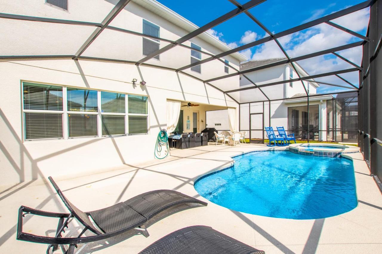 3910 Oakville Avenue Villa Orlando