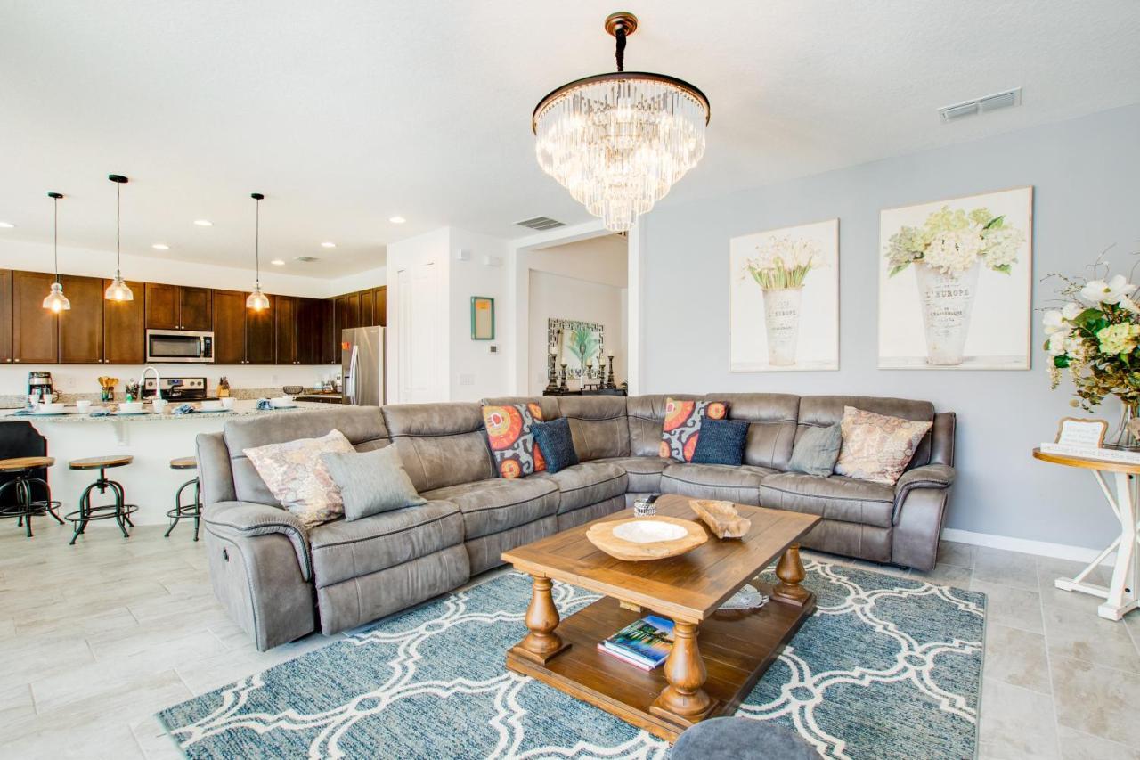 Villa 3910 Oakville Avenue Orlando