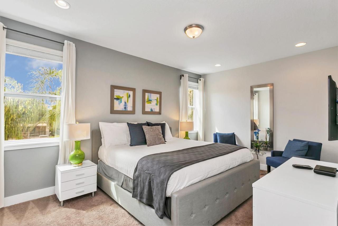 Encore 6 Bedroom Vacation With Pool * Orlando