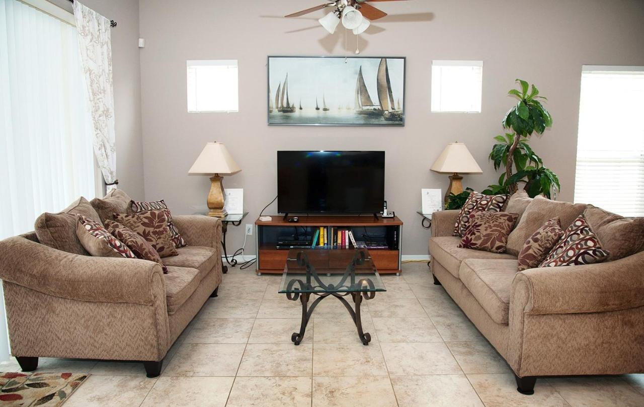 Four-bedroom Pool Kissimmee Holiday home