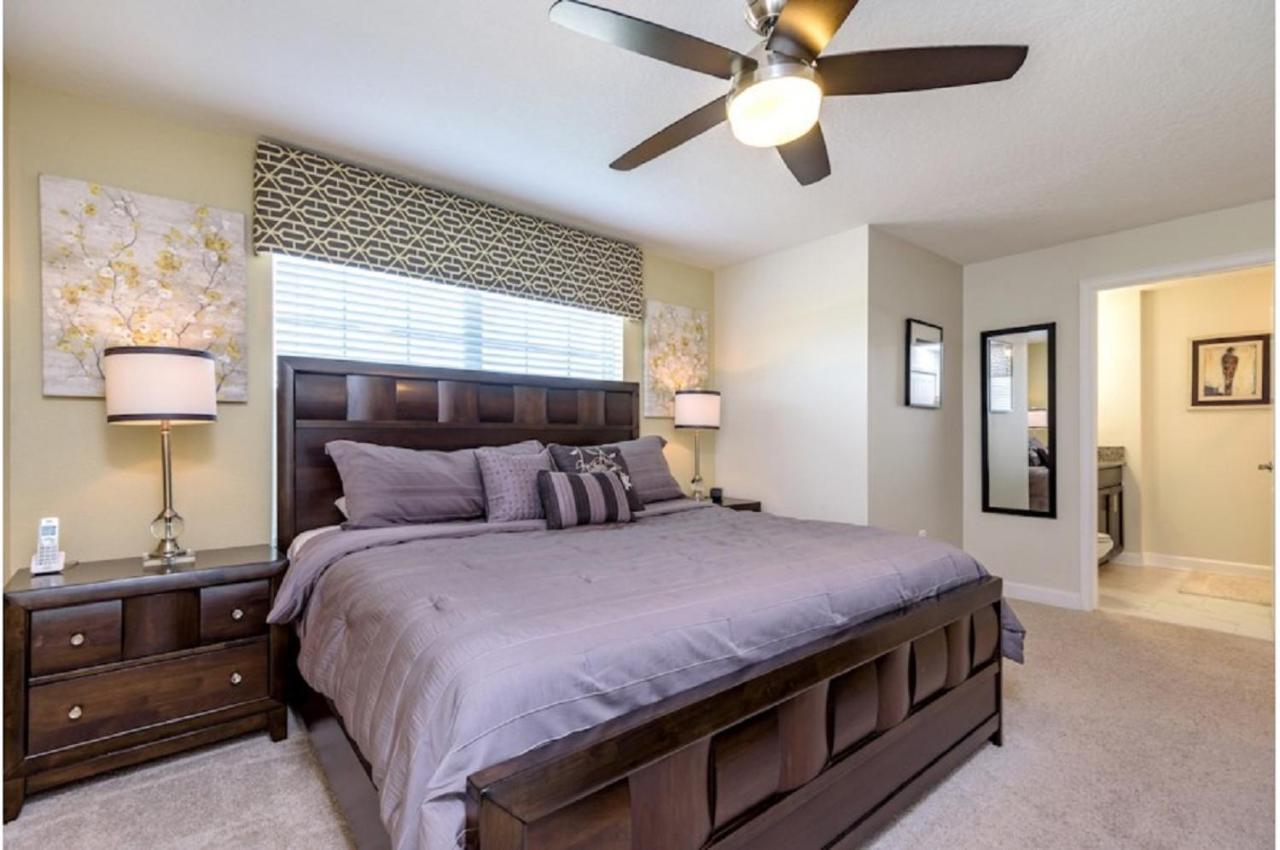 Four-bedroom Townhome Kissimmee