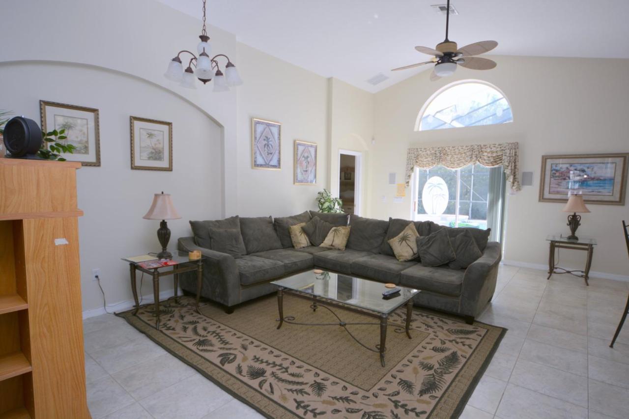 324107 4-bed Area Pool Home*spa *games * Orlando