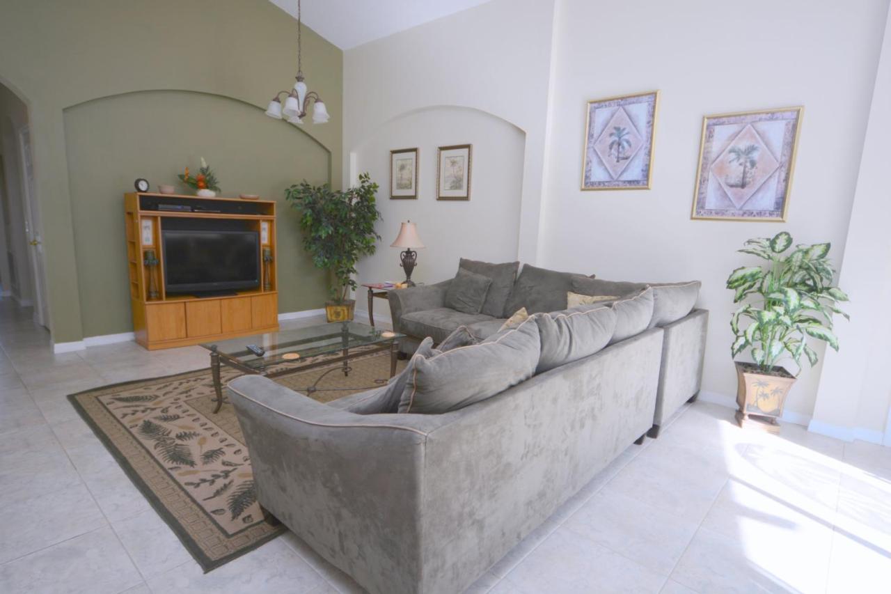 324107 4-bed Area Pool Home*spa *games * Orlando