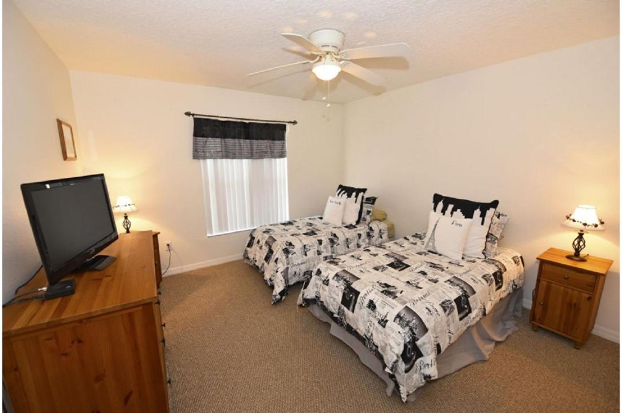 Four-bedroom Pool Kissimmee Orlando