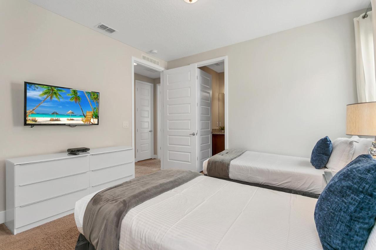 Encore 6 Bedroom Vacation With Pool * Orlando