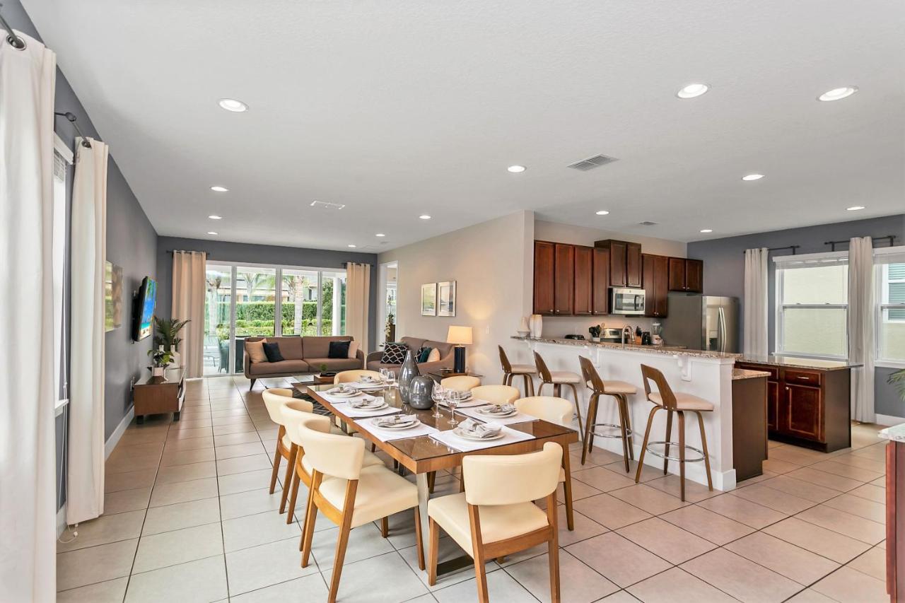Encore 6 Bedroom Vacation With Pool *