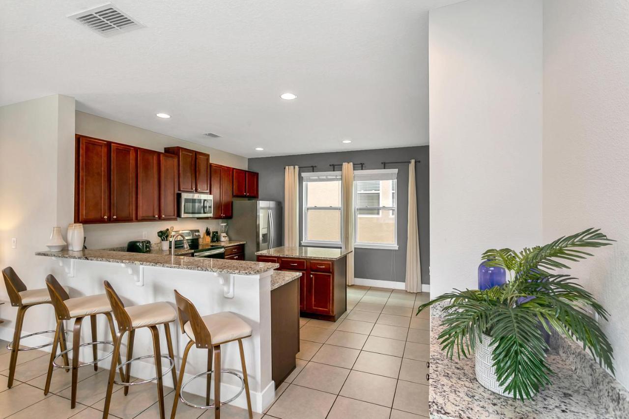 Holiday home Encore 6 Bedroom Vacation With Pool Orlando