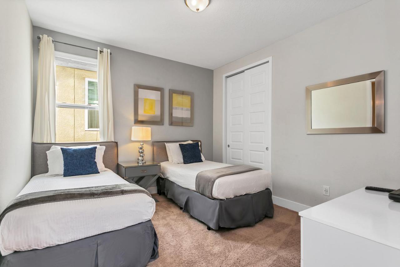 Holiday home Encore 6 Bedroom Vacation With Pool Orlando