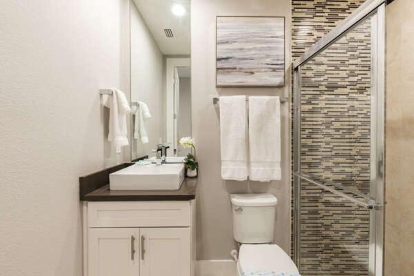5 Bedroom 6 Full Ba Deluxe 5min To With Bbq Hot Tub *