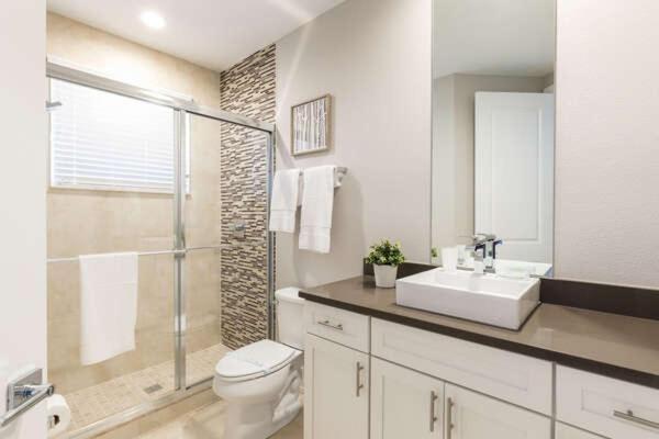 Villa 5 Bedroom 6 Full Ba Deluxe 5min To With Bbq Hot Tub Orlando