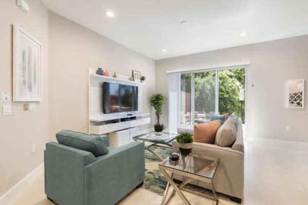 5 Bedroom 6 Full Ba Deluxe 5min To With Bbq Hot Tub