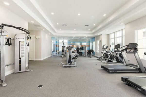 4 Bedroom 4 Ba Self Check-in Close To Theme Parks *
