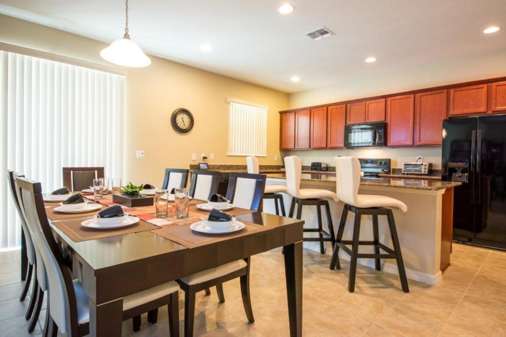 Appointed 4bd Pool Hm Crystal Cove Resort-4748bds Orlando