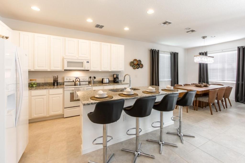 Holiday home Lovely 5bd Pool Hm Sonoma Resort-2688ca