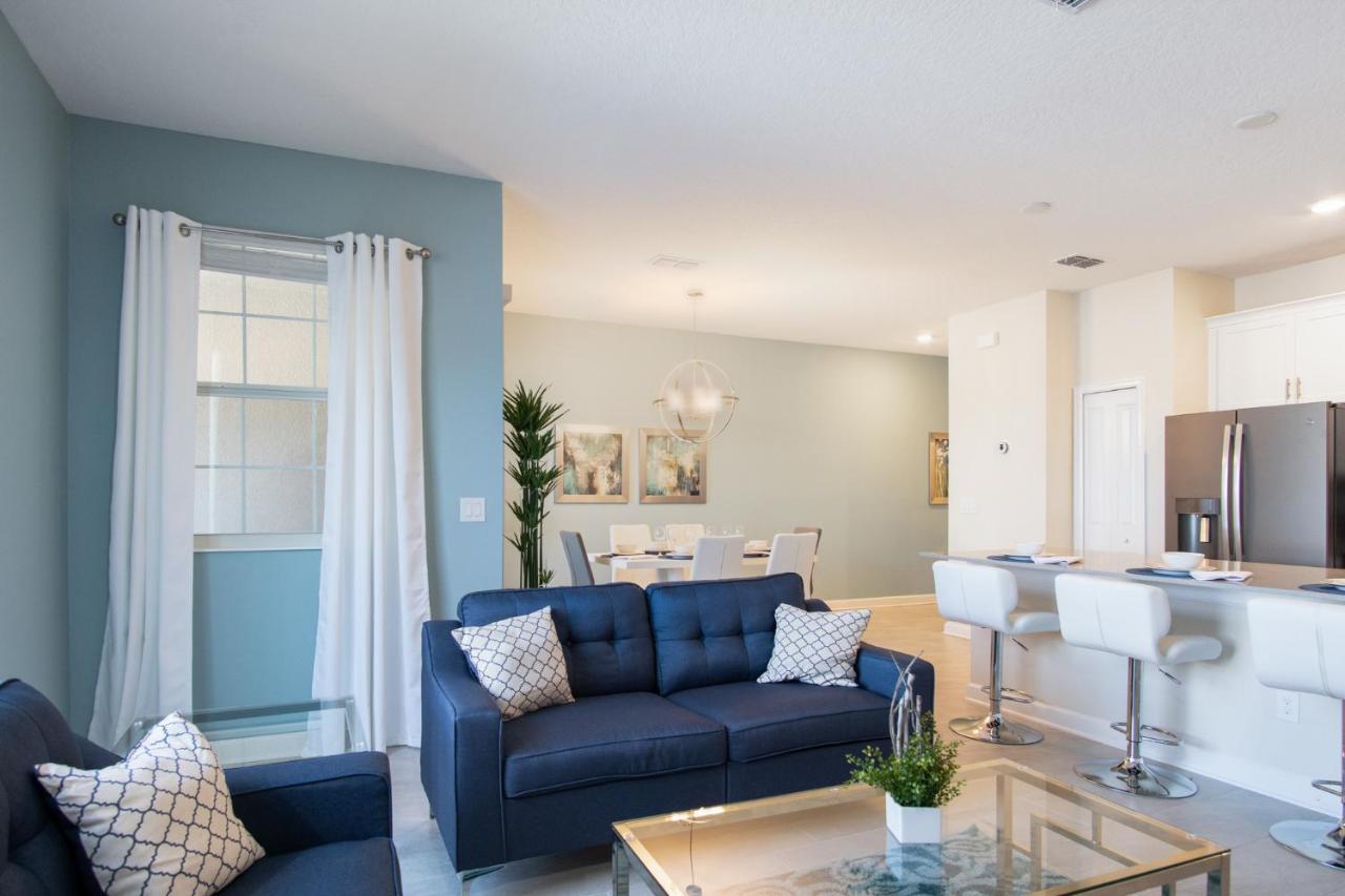 Amazing 4bd Pool Hm, Storey Lake-4995swa