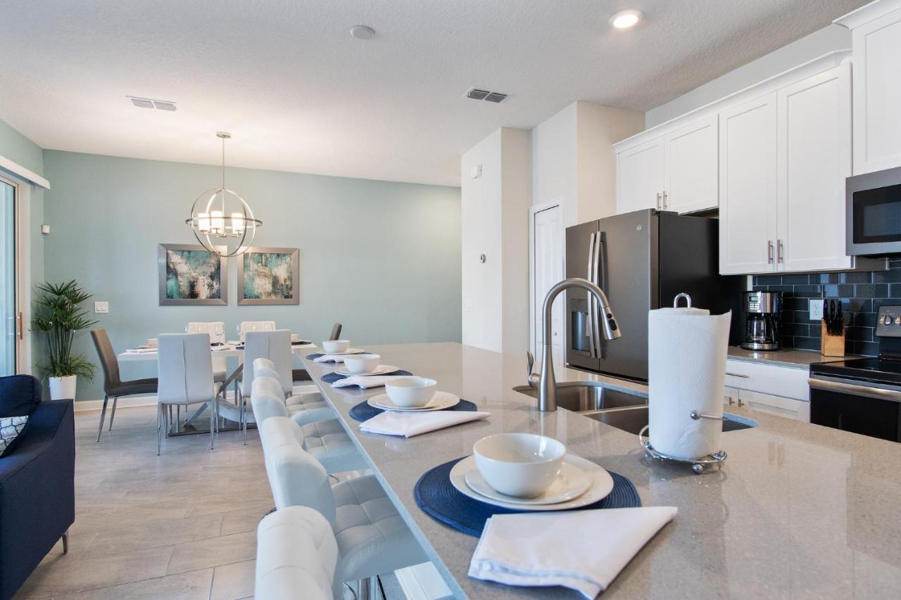Amazing 4bd Pool Hm, Storey Lake-4995swa Orlando