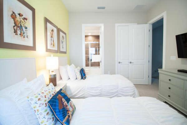 New 4 Bedroom 4 Ba Ground Zero To Theme Parks Villa Orlando