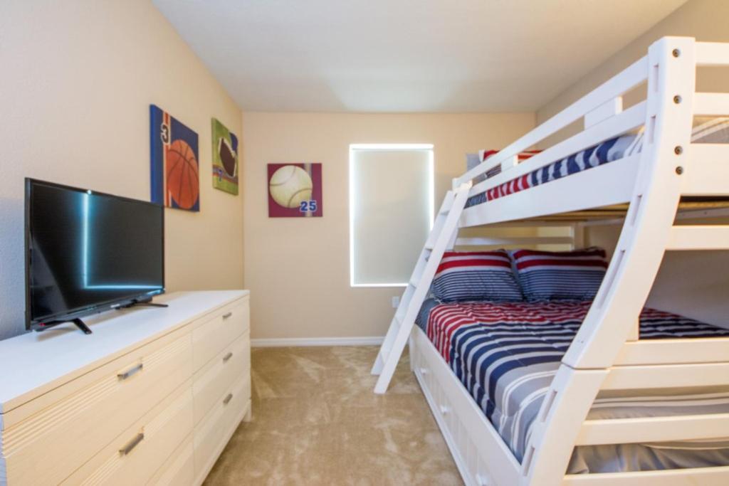 Holiday home Appointed 4bd Pool Hm Crystal Cove Resort-4748bds Orlando