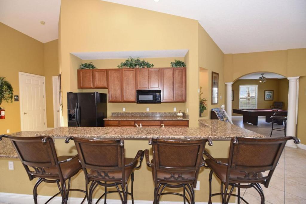 Appointed 4bd Pool Hm Crystal Cove Resort-4748bds Holiday home Orlando