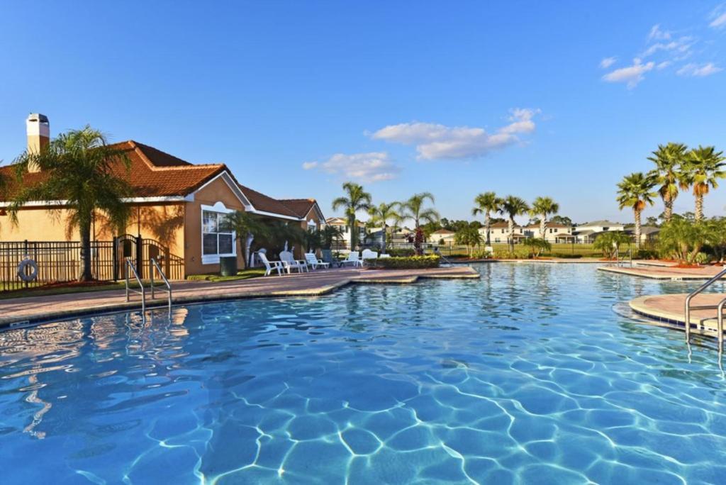 Holiday home Appointed 4bd Pool Hm Crystal Cove Resort-4748bds *