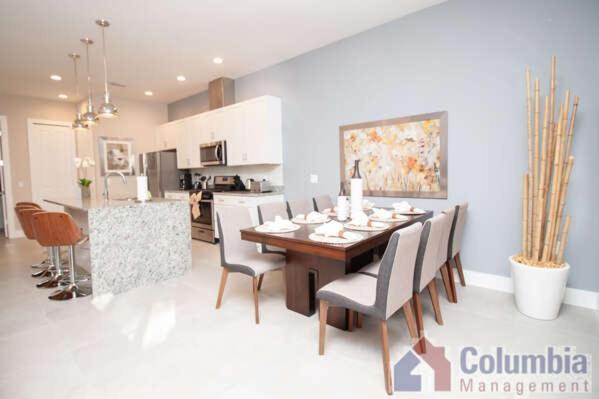 5 Bedroom 6 Ba 5 Min To Disneyworld With Bbq Grill * Orlando