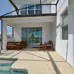 Storey Lake-5 Bedrooms Home W/Pool-1650St