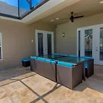 Mickeys Atlantis - Luxury 8Br Mansion Oasis Pool Hot Tub Outdoor Kitchen Home Theater, Game Room & More! 2 Miles To Disney
