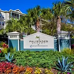 Bright & Spacious 2Br Condo With Pool & Hot Tub, Near Disney!