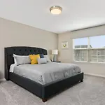Solara Resort Brand New 4 Bed Townhome