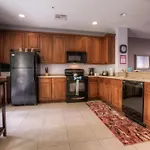 3-Story Townhome W Live-In Luxury At Vista Cay