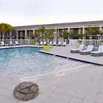 Clarion Inn & Suites Across From Universal Orlando Resort