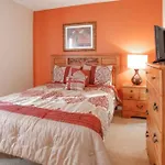 Peaceful Orange Tree Retreat