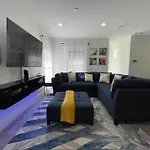 3Bd/2Bth Home Near Downtown Orlando