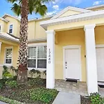 Beautiful 3-Bed Villa 10 Minutes From Disney - Serenity Resort Townhouse