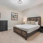 Super Fun 12-Bed Villa W Game Room Private Pool