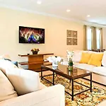 Deluxe Stay W Pool Spa Game Room Bbq Grill