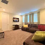 Deluxe Stay W Pool Spa Game Room Bbq Grill
