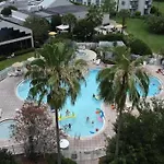 Universal Studios. Amazing 2 Bedroom Apartment!
